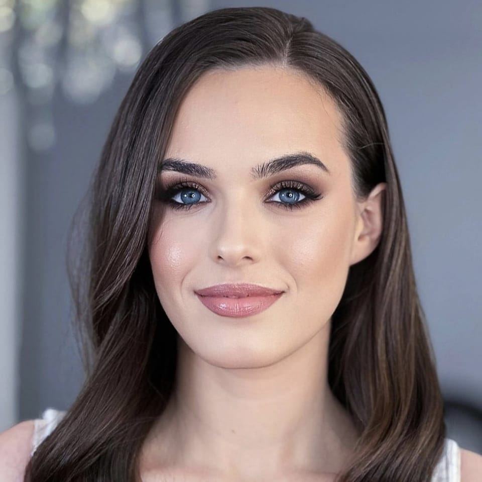 Elena solista muzica populara nunta Bucuresti